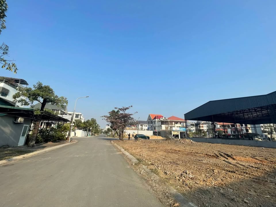 Đất biệt thự 300m² Khu đô thị Vựng Đâng - Cienco 5 Hạ Long giá 1.5 tỷ - Cạnh góc, thoáng mát!