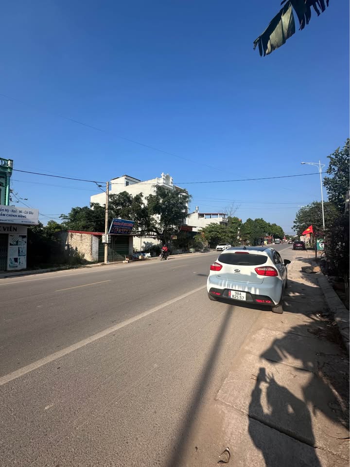 Đất nền TL295 Ngọc Châu, Tân Yên 100m² giá 2.8 tỷ - Đầu tư sinh lời hấp dẫn!