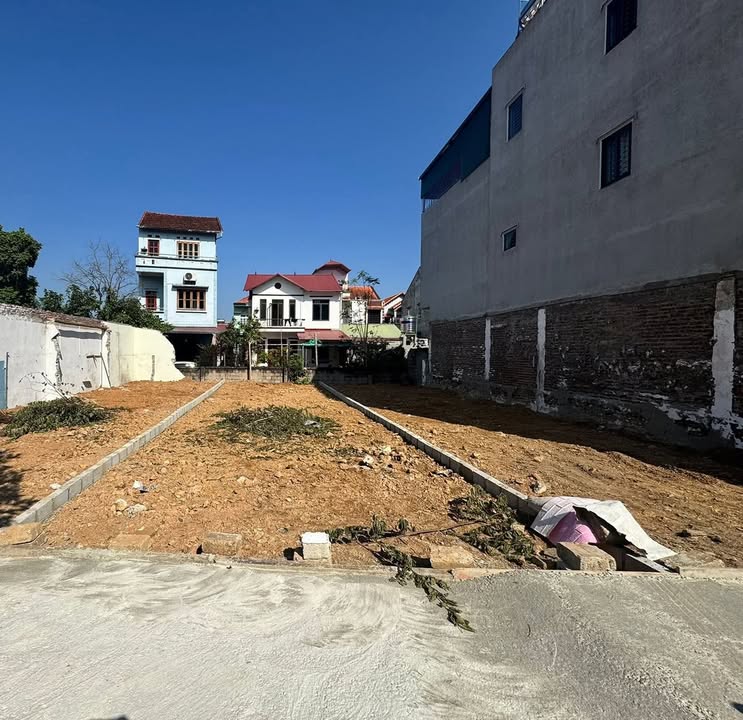 Đất nền bán tại Phường Đông Kinh, Lạng Sơn 92m² - Vị trí đắc địa, sổ đỏ chính chủ!