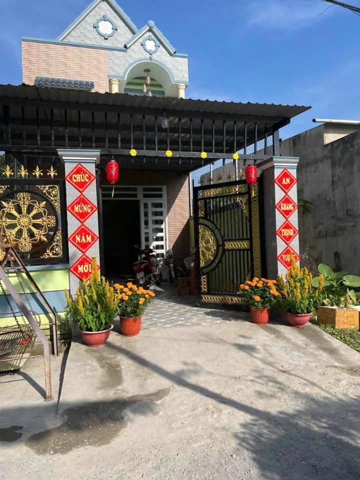 Nhà 1 trệt 1 lầu Tân Thạnh Đông, Củ Chi 100m² giá 3.1 tỷ - Gần KCN Tâm Quy!