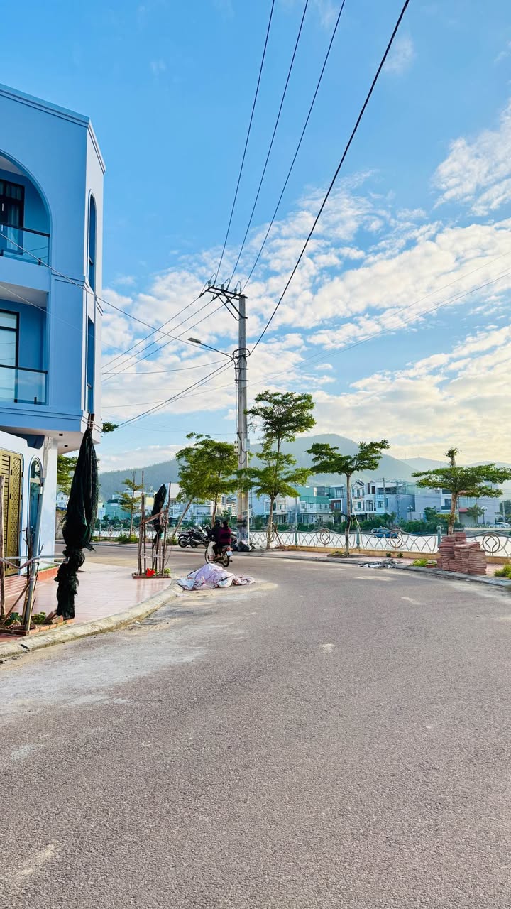 Đất nền mặt công viên Huỳnh Tấn Phát 70m² giá 3.65 tỷ - View sông Hà Thanh tuyệt đẹp!