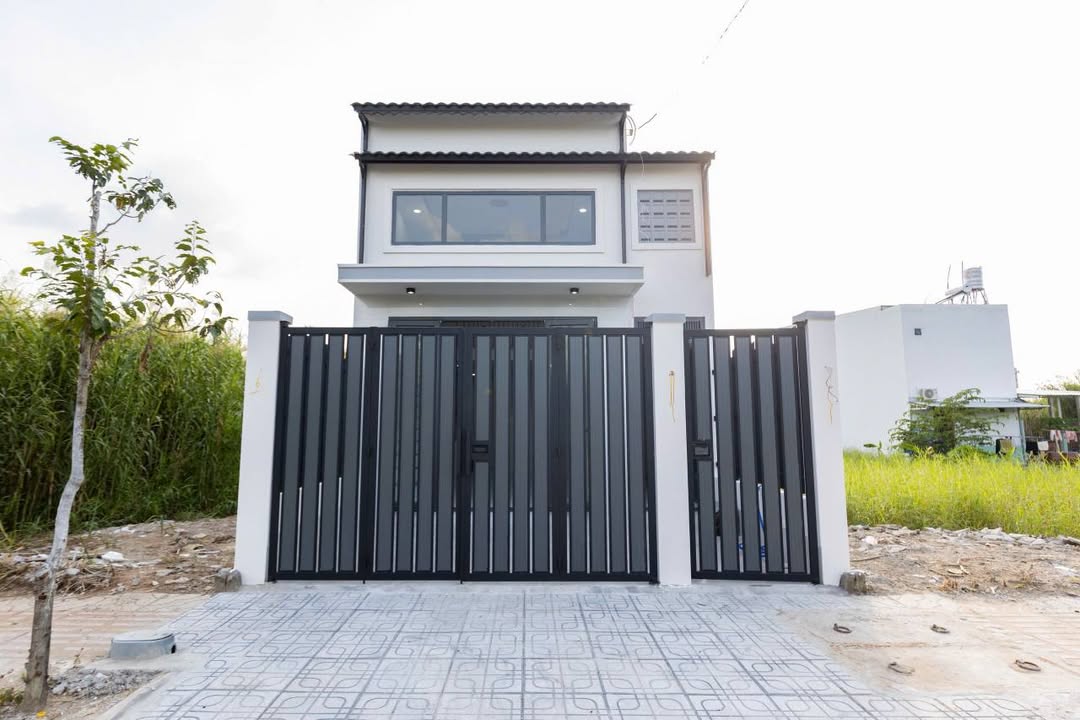 Nhà cho thuê trệt lửng mới xây 95m² tại Khu TĐC Nhiệt Điện Sông Hậu 2 - Giá chỉ 6 triệu/tháng!