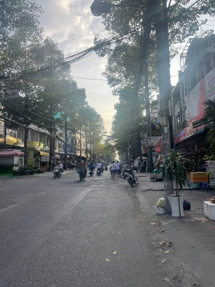 Nhà mặt tiền Nguyễn Hiền, KDC 91B, 270m² giá 16 triệu - Thích hợp kinh doanh đa ngành!