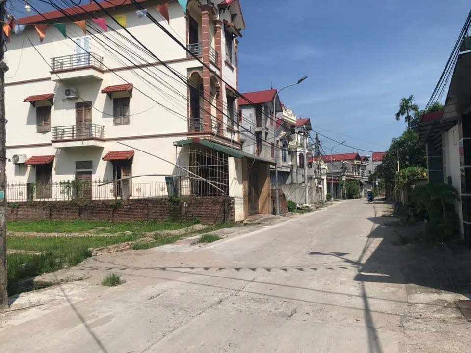 Nhà riêng Phố Dư Xá, Ninh Xá 90m² giá thỏa thuận - Vị trí đắc địa, pháp lý chuẩn!