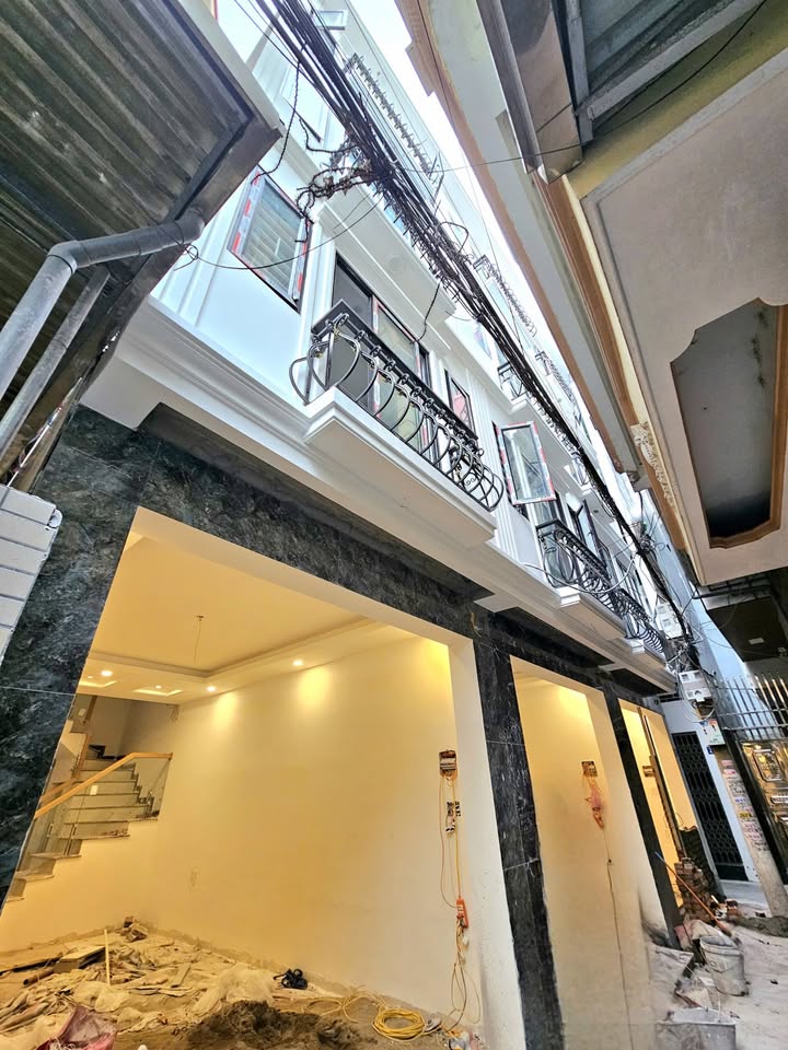 Bán nhà 4 tầng 33/31 Chu Văn An, Ngô Quyền, Hải Phòng 42.5m² - Giá chỉ từ 4.35 tỷ!