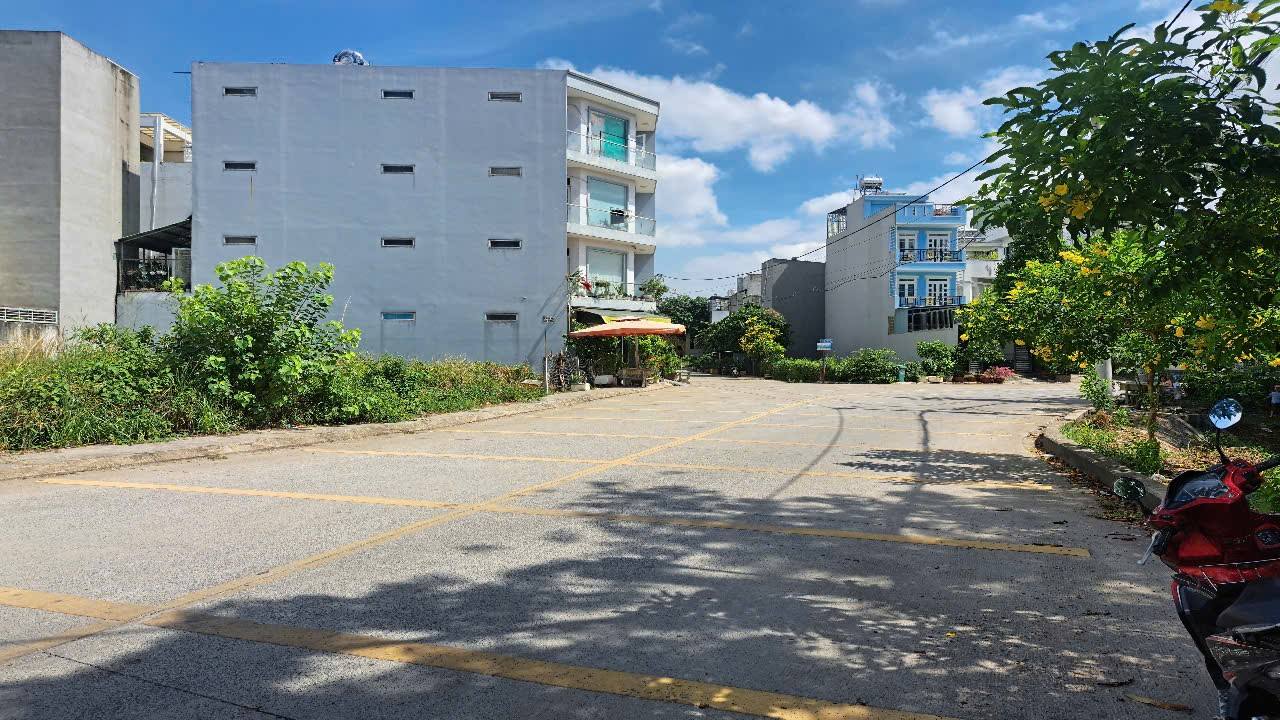 Đất mặt tiền Thạnh Lộc 37, Quận 12 - 72m² giá 4.65 tỷ - View sông thoáng mát!