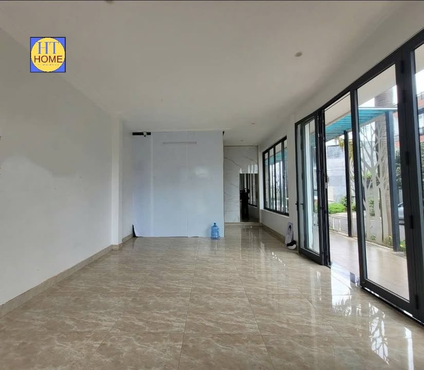 Nhà mặt tiền Bùi Thị Xuân - P1 Bảo Lộc 1 trệt 2 lầu - Thích hợp làm văn phòng, spa