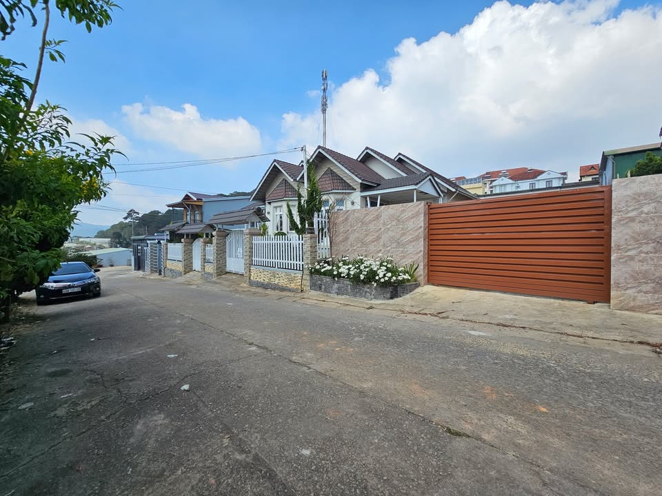 Lô đất xây Villa Phường Xuân Hương Đà Lạt 471m² giá 18 tỷ - Đường ô tô tránh nhau