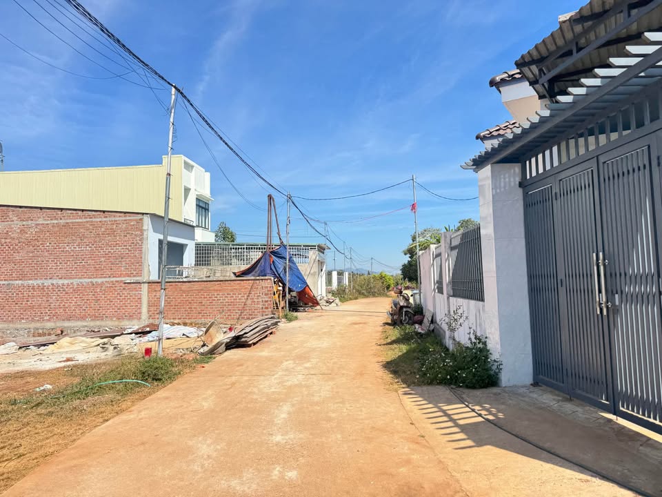 Đất nền hẻm Nguyễn Tuân, An Phú, 175m² - Sổ đỏ chính chủ, giá tốt thương lượng!