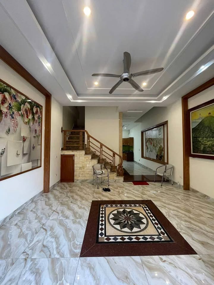 Nhà cho thuê 6 tầng tại KĐT ven sông Hạc, P. Đông Thọ, Thanh Hóa - Phù hợp làm văn phòng và dạy học!