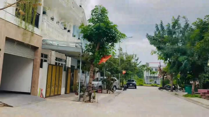 Đất nền dự án Ngọc Bảo Viên, Quảng Ngãi 100m² giá 3.35 tỷ - Vị trí đẹp, đầu tư sinh lời!