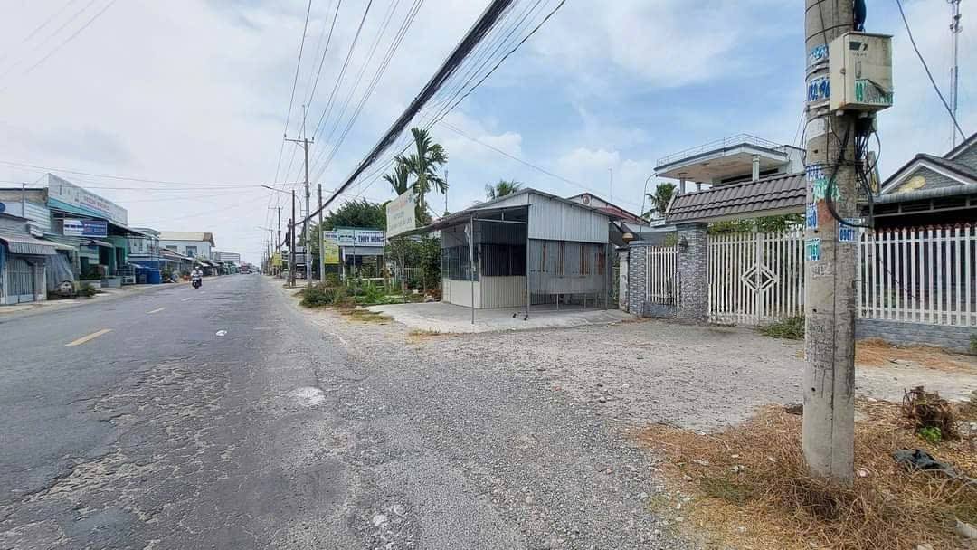 Nhà mặt tiền Quốc lộ 80, Hòn Đất 997m² giá 4 tỷ - Đầu tư kinh doanh sinh lời!