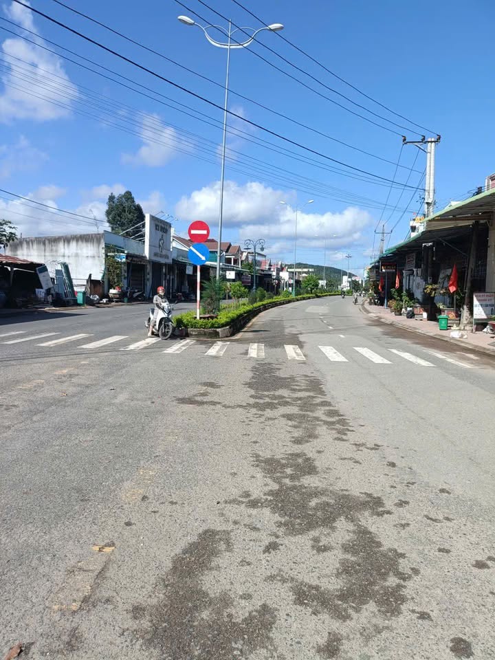 Nhà lầu 231m² tại Đức Thuận - Giá chỉ 3,5 tỷ - Sổ hồng thổ cư