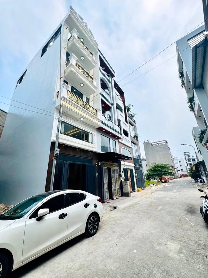 Nhà 5 Tầng Phân Lô Bình Trị Đông A 52m² giá 6.19 tỷ - Dân trí cao, đầy đủ nội thất!