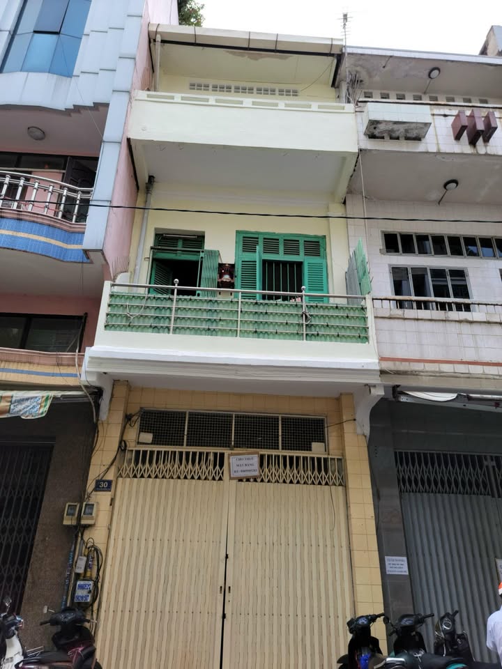 Nhà cho thuê tại 30 Nguyễn An Khương, Quận 5 - Giá thỏa thuận hấp dẫn!