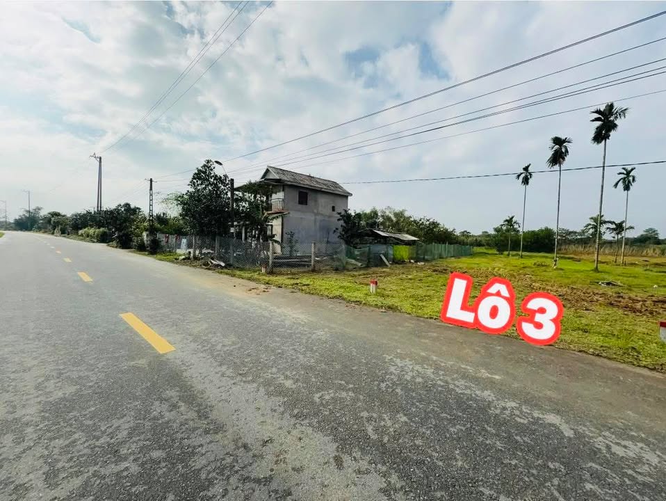 Nhà mặt tiền Tỉnh Lộ Phong Điền 190m² giá chỉ 4.5 tỷ - Sổ hồng sẵn sàng!