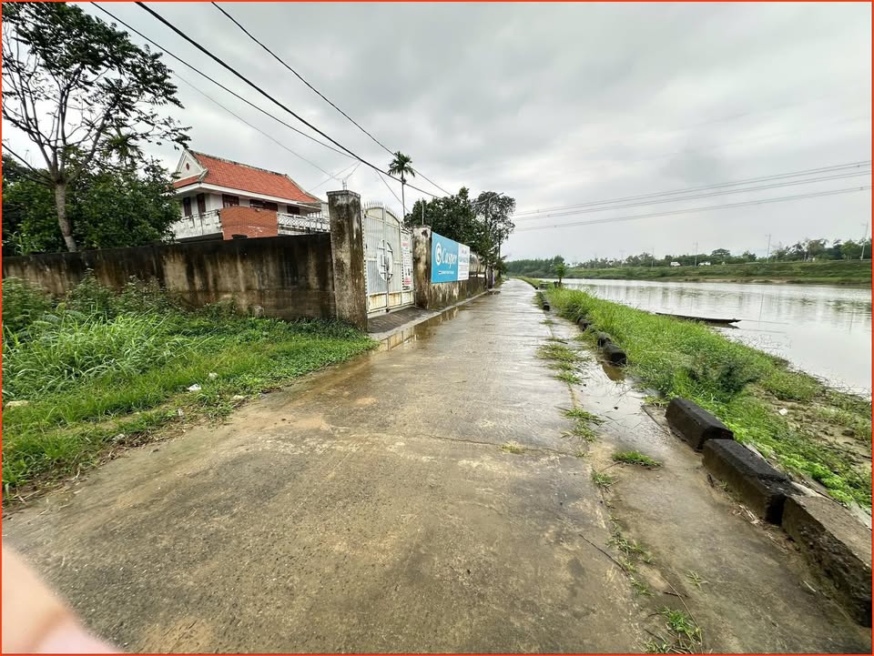 Đất nền ven sông Tuý Loan tại Đà Nẵng 1200m² giá chỉ 7.8 tỷ - Cơ hội đầu tư tuyệt vời!