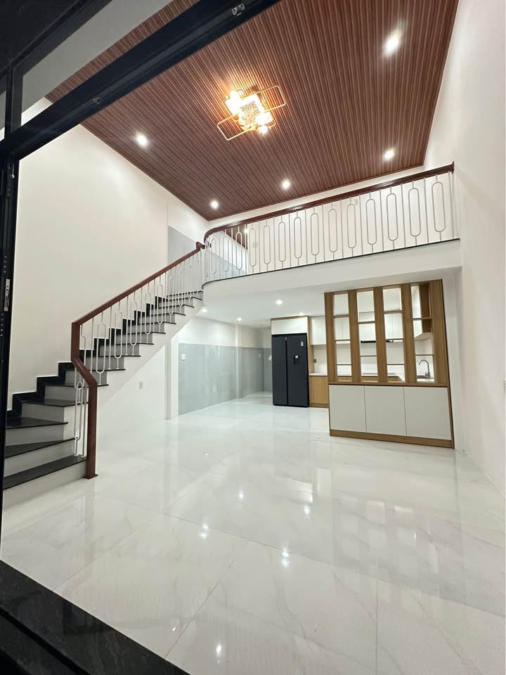 Nhà 3 phòng ngủ tại 109 Phạm Như Xương, 80m² giá 1.69 tỷ - Ô tô vào tận nhà!