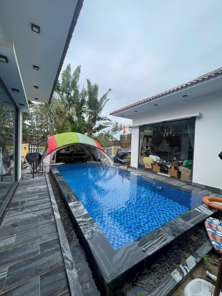 Cho thuê villa biển An Bàng - Hội An, 4 phòng - Đầy đủ nội thất, hồ bơi rộng