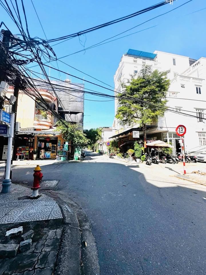 Nhà mặt phố Dương Đình Nghệ, Sơn Trà 114.7m² - Vị trí đắc địa, sổ hồng riêng!