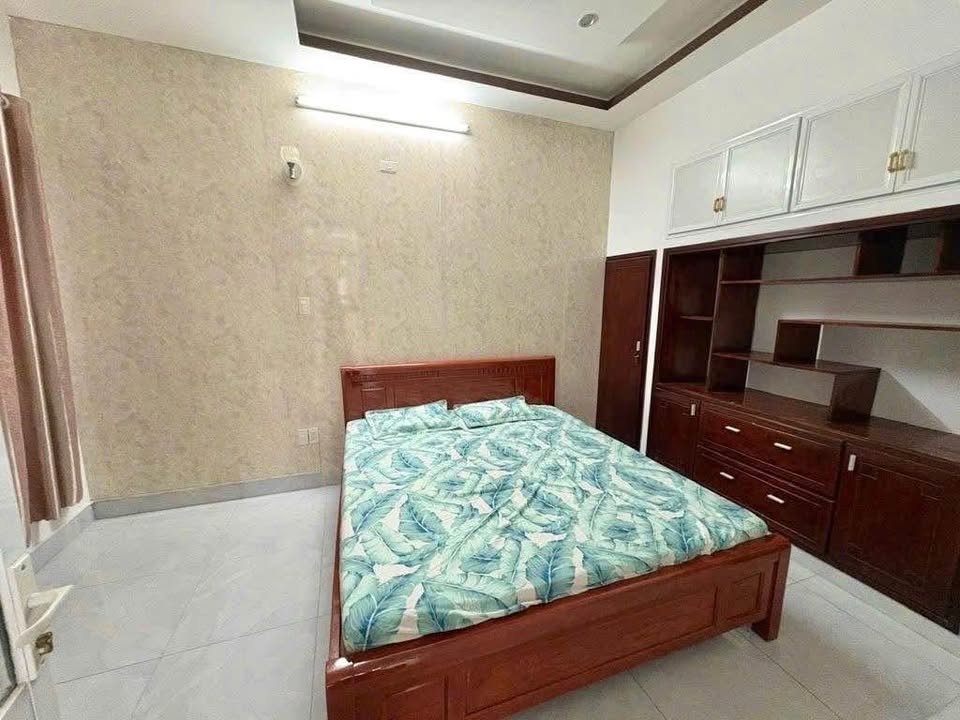 Nhà phố cho thuê mặt tiền đường Phạm Cự Lượng, Đà Nẵng 105m² - Vị trí đắc địa gần biển!