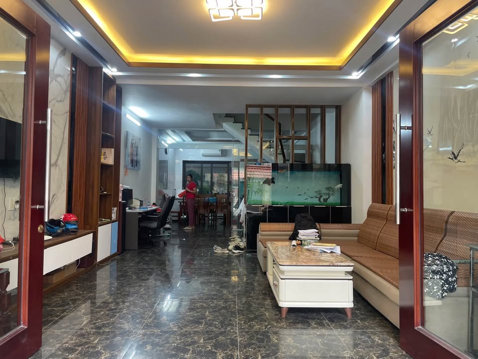 Nhà 4 tầng Trần Lãm Thái Bình 76.5m² giá 7 tỷ - Chính chủ bán gấp!