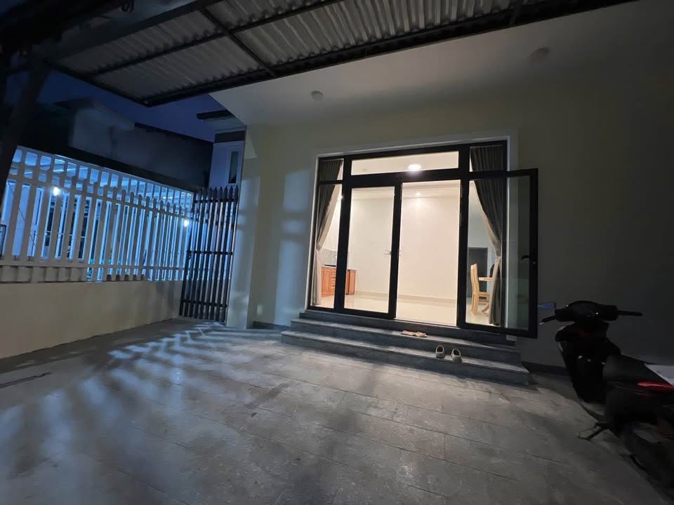 Căn hộ cho thuê mặt tiền Nguyễn An Ninh, Đà Lạt 2PN giá 9 triệu - Cơ hội kinh doanh lý tưởng!