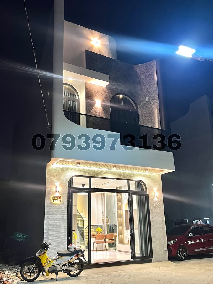 Nhà 2 tầng hẻm 311 Nguyễn Văn Cừ 110m² giá 3.45 tỷ - Sẵn sàng vào ở ngay!