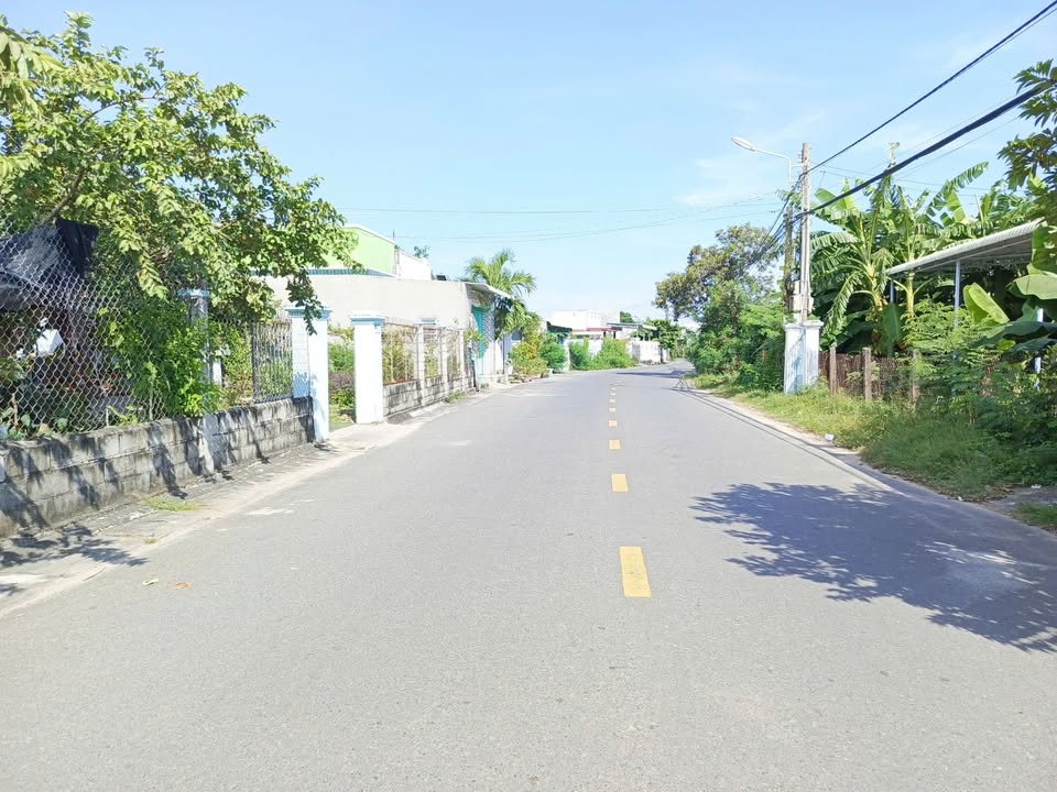 Đất thổ cư mặt tiền đường bê tông thôn Đại Thiện 2, Lâm Đồng 207m² - Giá chỉ 1.7595 tỷ!