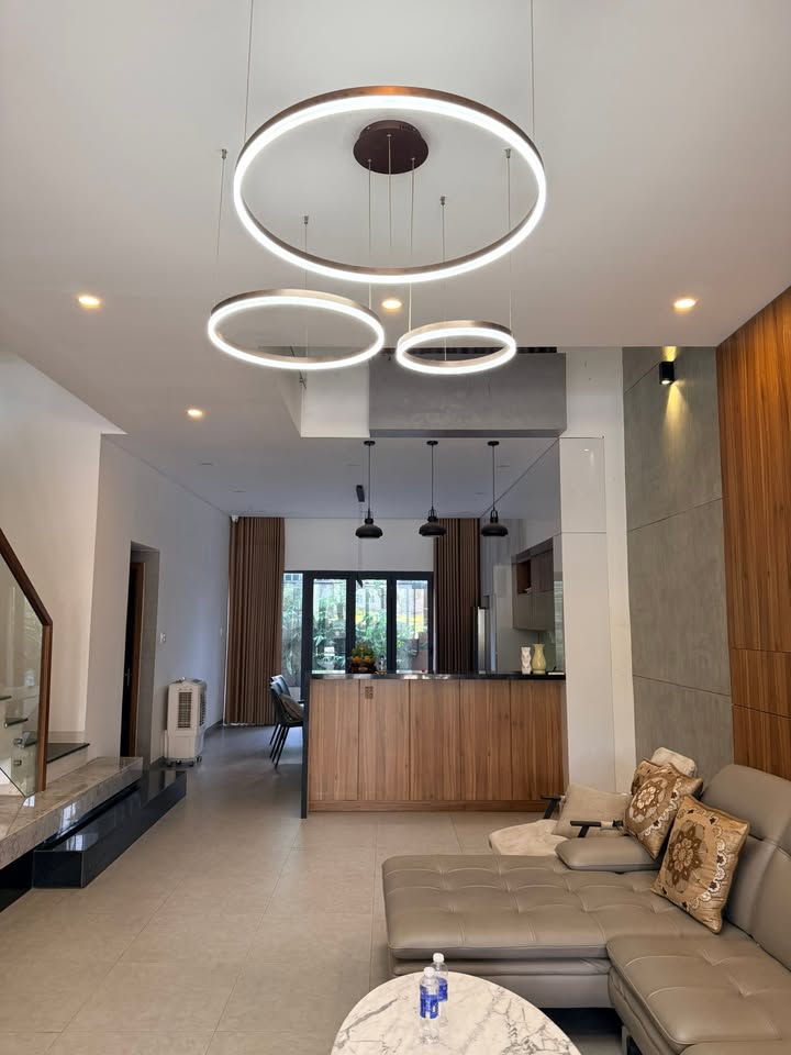 Nhà cho thuê tại Lotte Mart Đà Nẵng - Diện tích rộng, giá 45 triệu/tháng, vị trí đắc địa!