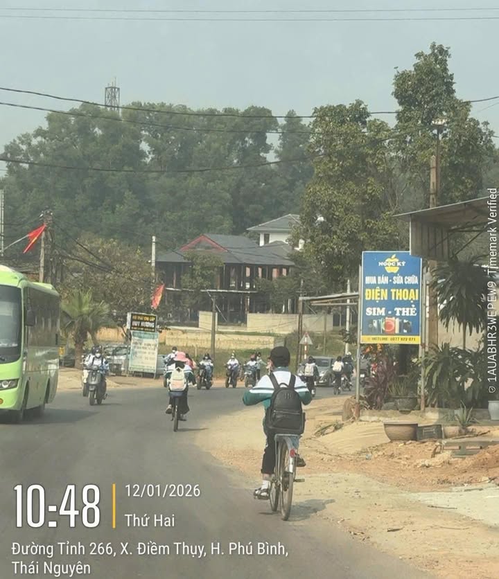 Bán FrontHouse Đường 266, Xã Điềm Thụy, 180m² - Vị trí kinh doanh đắc địa!