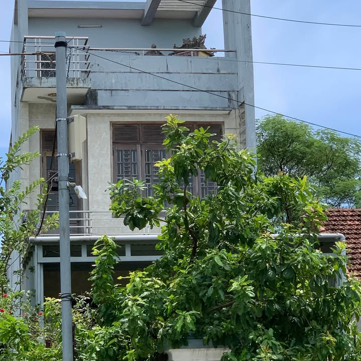 Nhà 3 tầng mặt tiền sông Đại Giang 251m² giá 5,xx tỷ - Cơ hội đầu tư hấp dẫn!