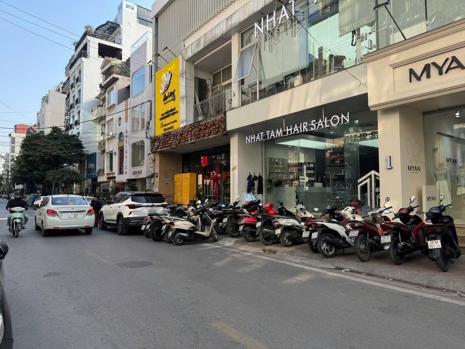 Mặt phố Lưu Quang Vũ, Cầu Giấy 85m² giá 48.5 tỷ - Kinh doanh ô tô dừng đỗ!
