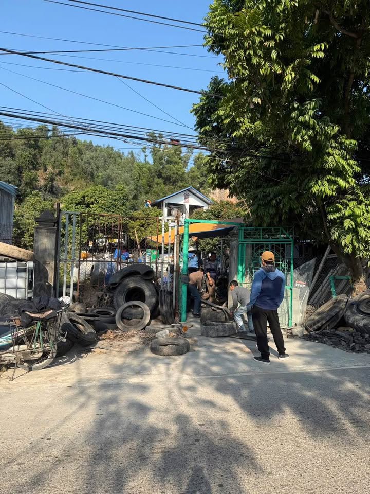 Đất mặt đường công viên Thủy Hà 100m² giá 1.25 tỷ - Sổ đỏ chính chủ!