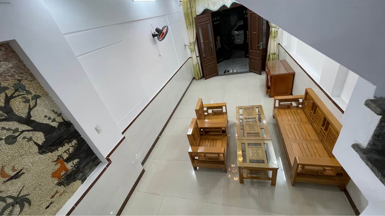 Nhà trệt lầu 64m² giá 4.3 tỷ - Sổ hồng hoàn công, nội thất tặng kèm!