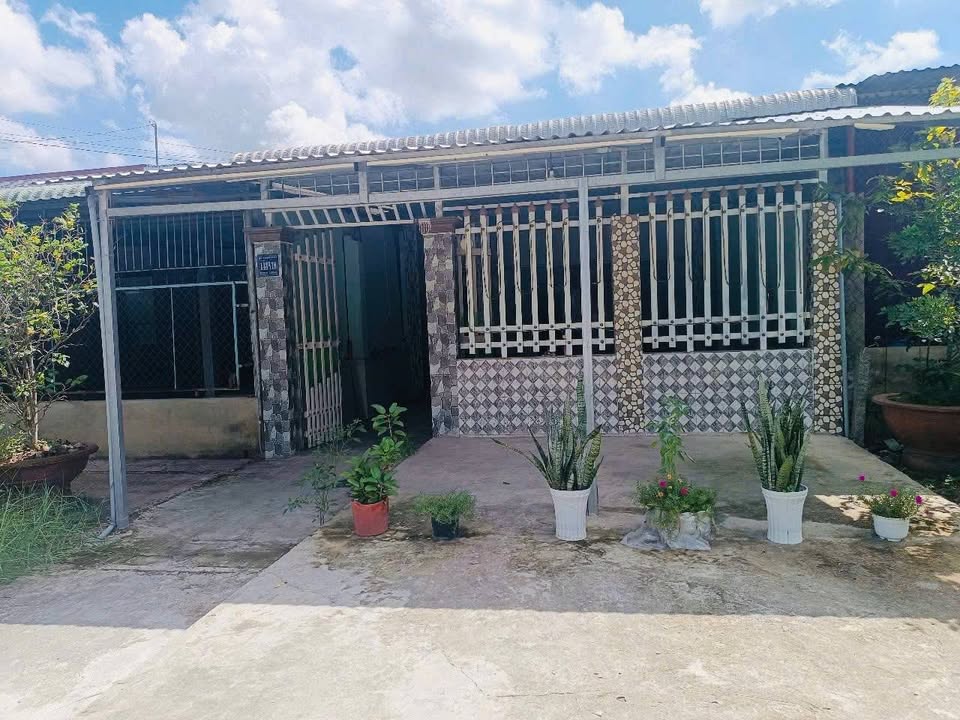 Nhà cấp 4 xã Thạnh Quới, huyện Long Hồ, diện tích 143m² giá chỉ 880 triệu - Cơ hội vàng cho bạn!