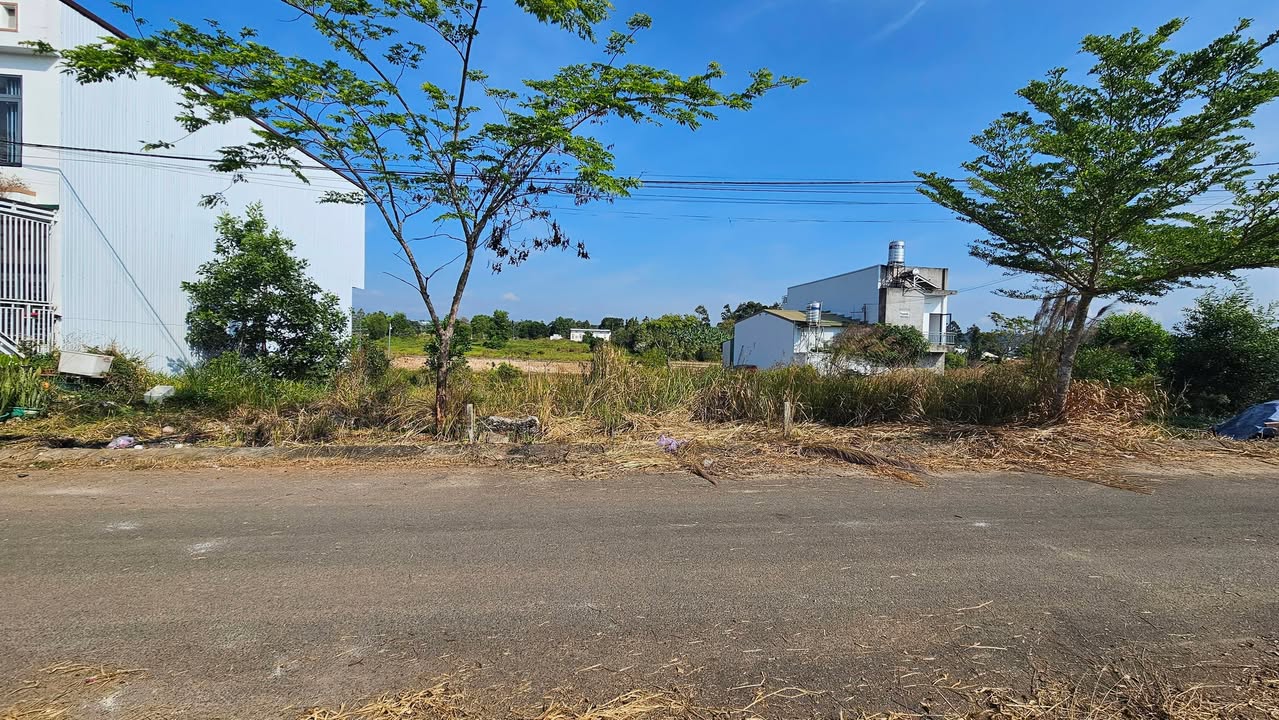 Đất thổ cư Lộc Sơn, Bảo Lộc 95m² giá 1.39 tỷ - Đầu tư hấp dẫn ngay hôm nay!