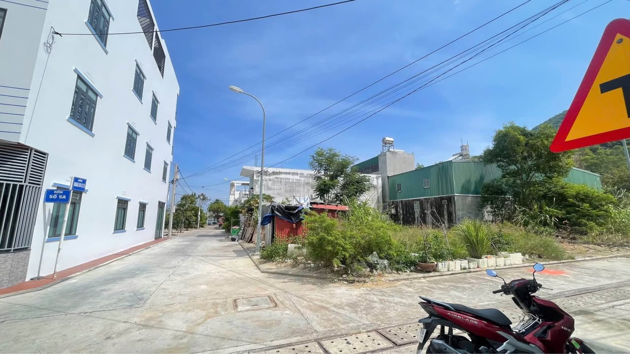 Đất nền TĐC Hòn Rớ 2 Phước Đồng Nha Trang 120.8m² giá 8.4 tỷ - Pháp lý rõ ràng, đầu tư tiềm năng!