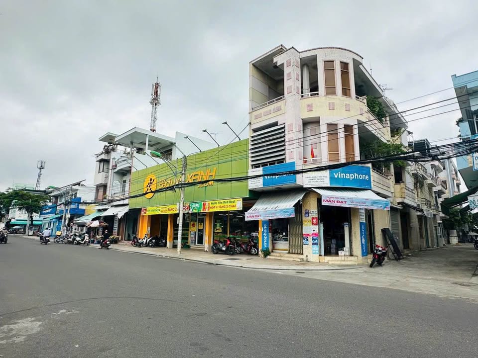 Bán nhà góc 3 tầng Trường Sa, Nha Trang 95.3m² giá 15.5 tỷ - Kinh doanh sầm uất gần biển!