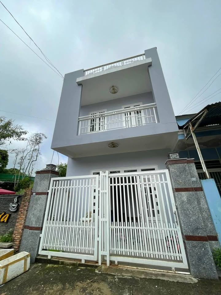 Nhà phố Bảo Lộc 79m² giá 3.3 tỷ - Full nội thất, sẵn sàng ở ngay!