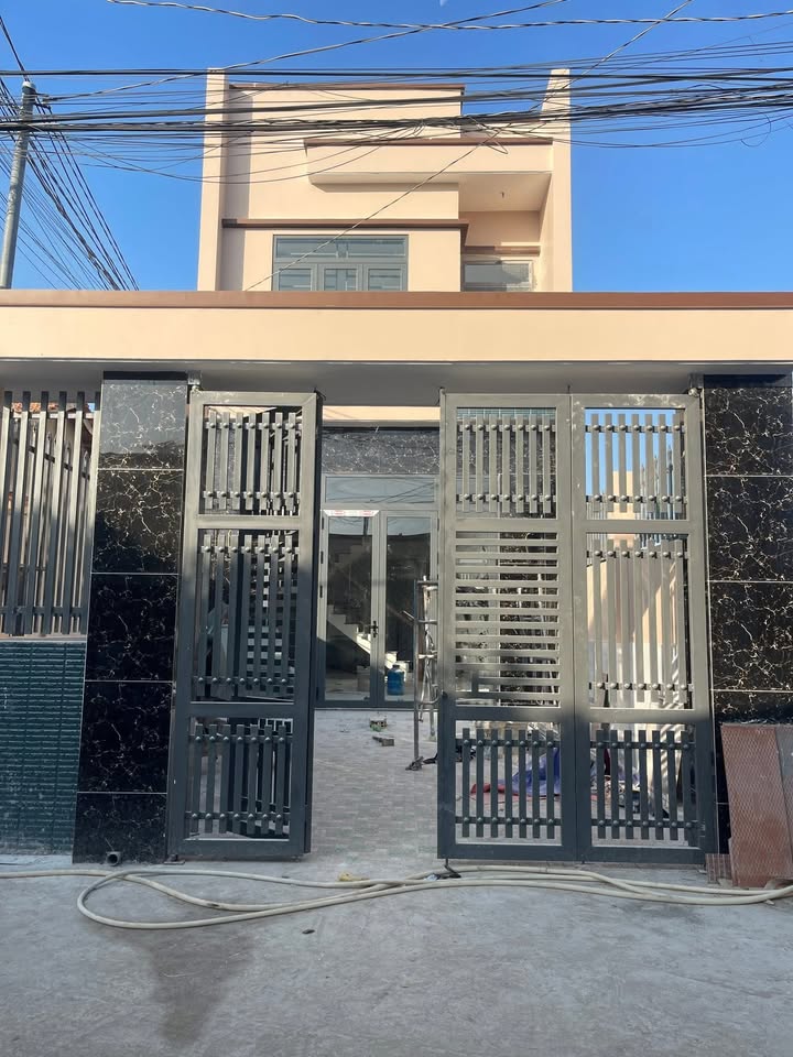 Nhà FrontHouse 2 mặt tiền Tân Hạnh 130m² giá 3.6 tỷ - Thiết kế hiện đại, sẵn sàng vào ở!