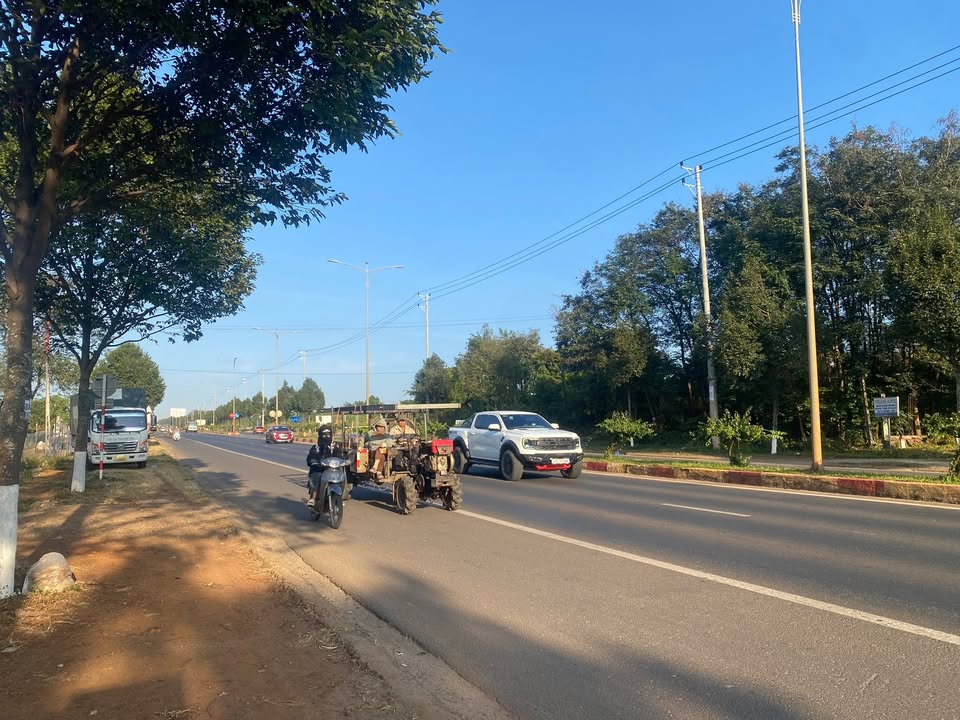 Đất nền 2 mặt tiền đường Mười Tháng Ba 17000m² giá 16 tỷ - Cơ hội đầu tư hiếm có!