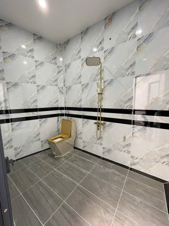 Nhà cấp 4A Phường Chánh Lộ 116m² giá 1.8 tỷ - Thiết kế hiện đại, thoáng mát!