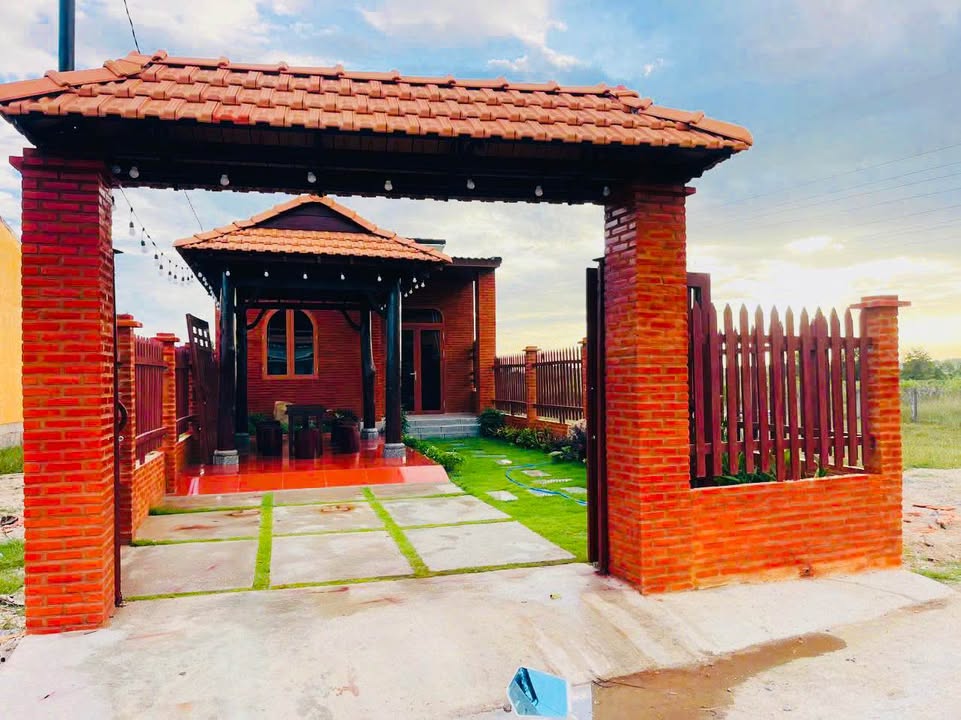 Nhà vườn mini thôn 6, xã Hàm Liêm 143.8m² giá chỉ 990 triệu - Sẵn sàng vào ở!