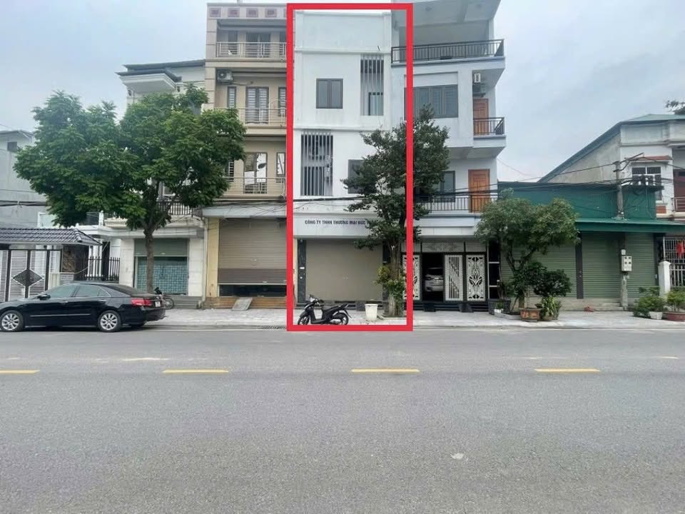 Nhà 3 tầng mặt phố Hà Nhậm Đại 118m² cho thuê 10 triệu - Đầu tư sinh lời ngay!