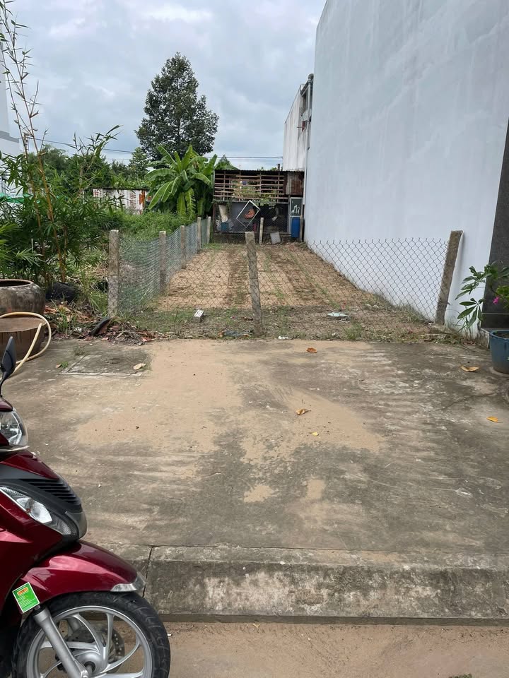 Bán đất mặt tiền đường số 3, Phường Long An, 90m² giá 2.85 tỷ - Đầu tư sinh lời ngay gần TTTM AEON!