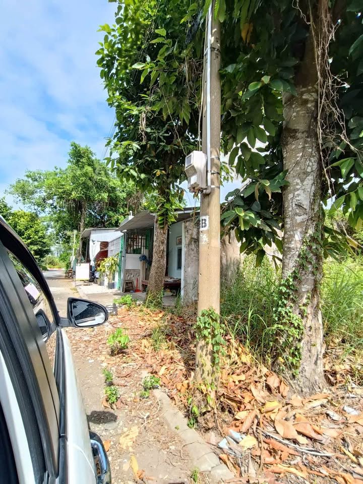 Đất nền KDC Bà Học, 76m² giá 700 triệu - Tặng nhà cấp 4 cũ!