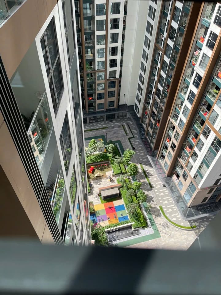 Căn hộ Studio Vinhomes Gia Lâm 29m² giá 2.8 tỷ - Sổ hồng chính chủ, sang tên ngay!