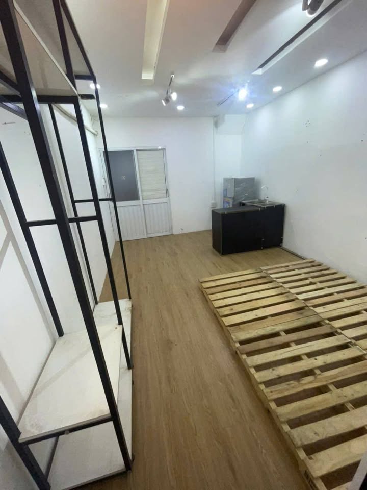 Nhà cho thuê Trần Minh Quyền Q10 180m² giá 30 triệu - Không thể bỏ lỡ!