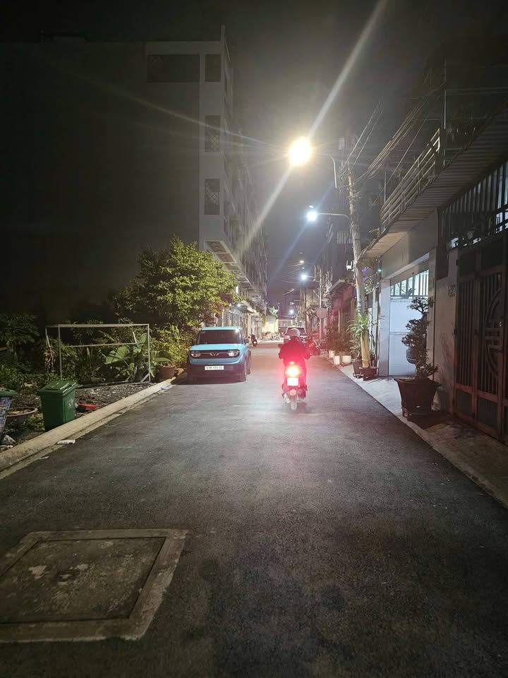 Đất thổ cư Thạnh Lộc 37, Quận 12, 80m² giá 5.05 tỷ - Cơ hội đầu tư tuyệt vời!